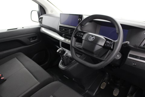 Vauxhall Vivaro Double Cab 2.0 Turbo D Prime H1 Euro 6 (145 ps) 14