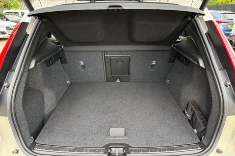 Volvo XC40 T5 INSCRIPTION AWD -XENIUM -360 CAMERA -PAN ROOF -HARMAN KARDON -WINTER PAC 60