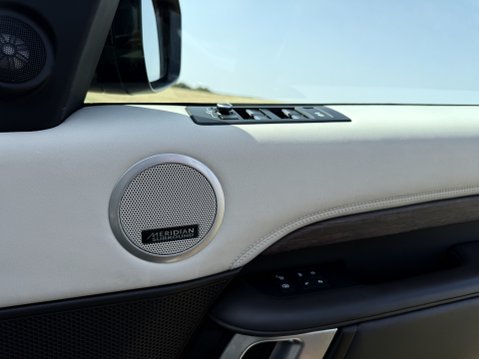 Land Rover Discovery TD6 HSE LUXURY 20