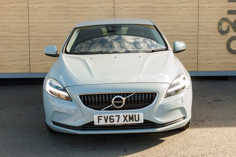 Volvo V40 T2 MOMENTUM 5
