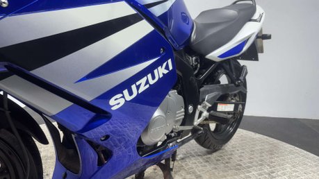 Suzuki GS500 FAIRER 2004 ONLY 14K MOT RIDES GREAT CLEAN CLASSIC 500CC TWIN 13