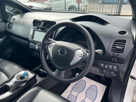 Nissan LEAF 30kWh Tekna Auto 5dr 19