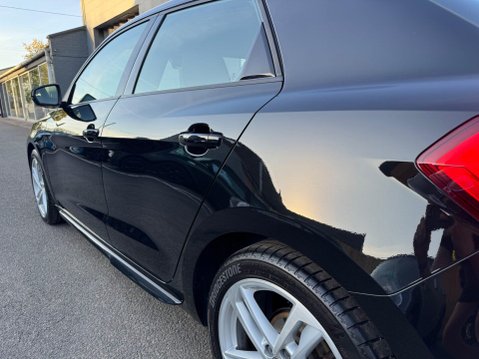 Audi A1 SPORTBACK TFSI S LINE 22
