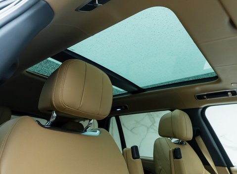 Land Rover Range Rover P440e AUTOBIOGRAPHY LWB 16