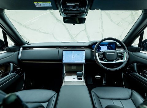 Land Rover Range Rover P460e Autobiography LWB 22