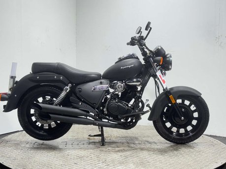 Keeway Superlight 125 2023 73 PLATE 1 OWNER ONLY 6K LEARNER CRUISER BIKE