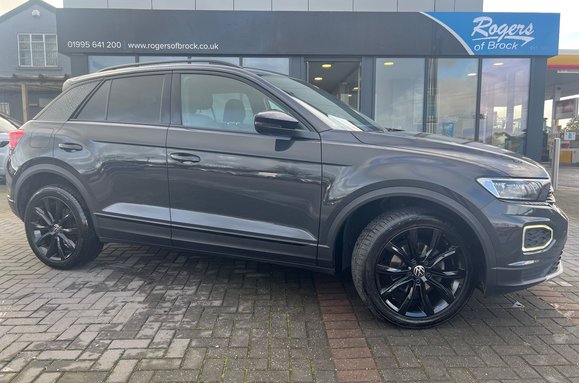 Volkswagen T-Roc BLACK EDITION 1.0 TSI 1