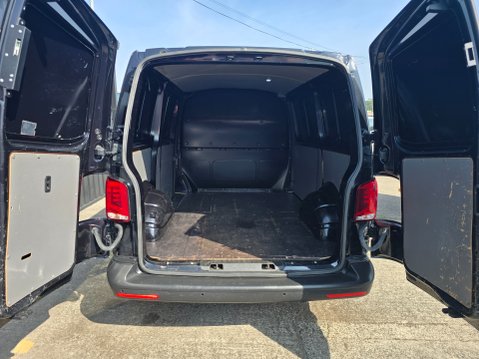 Volkswagen Transporter T30 TDI P/V STARTLINE 7