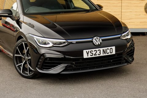 Volkswagen Golf R TSI 4MOTION DSG 10