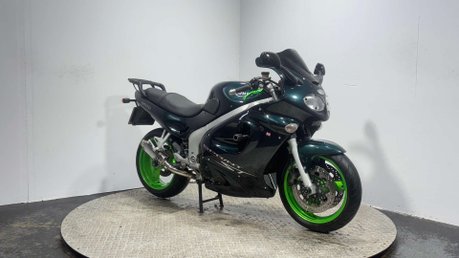 Triumph Sprint 2004 ONLY 13K EYE CATCHING SPORTS TOURING 955CC 3