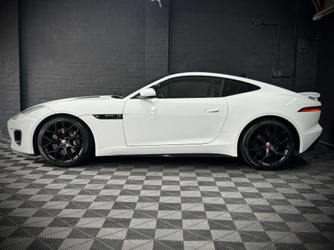 Jaguar F-Type 2.0 F-Type I4 R-Dynamic Auto 3dr 16