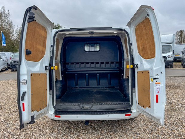 Ford Transit Custom Crew Cab AUTO SWB L1H1 Sport 320 Air Con SELECT 10