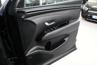 Hyundai TUCSON 1.6 Tucson Premium TGDi HEV Auto 5dr 37