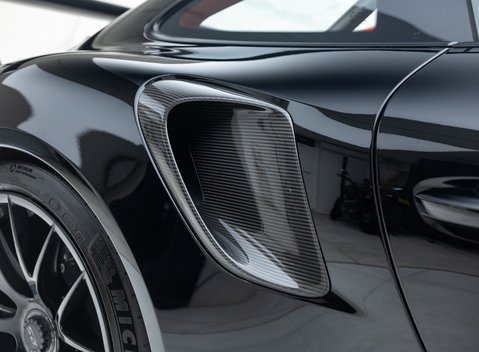 Porsche 911 (991) GT2 RS Weissach 48