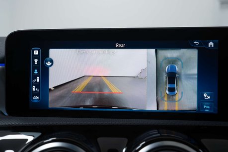 Mercedes-Benz CLA Class 2.0 CLA35h MHEV AMG (Premium Plus) Coupe 4dr Petrol Hybrid 8G-DCT 4MATIC Eu 31