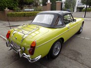 MG B ROADSTER 61