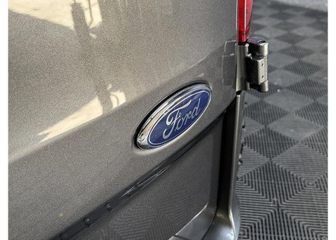 Ford Transit Custom 2.0 300 EcoBlue Limited Panel Van 5dr Diesel Auto L1 H1 Euro 6 (s/s) (170 p 17