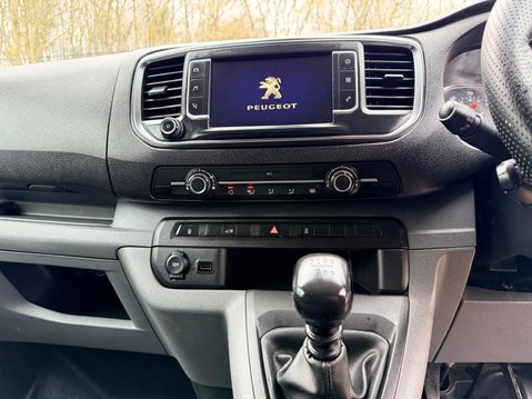 Peugeot Expert 1.6 BlueHDi 1000 Professional Standard Panel Van 6dr Diesel Manual MWB Euro 41