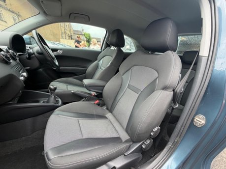 Audi A1 TFSI SPORT 13