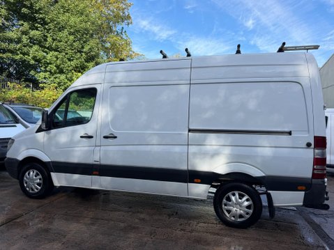 Mercedes-Benz Sprinter 2.1 213 CDi BlueEFFICIENCY Panel Van 4dr Diesel Manual RWD L2 (200 g/km, 12 11