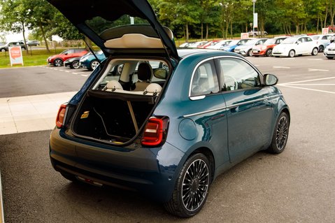 Fiat 500e LA PRIMA 40