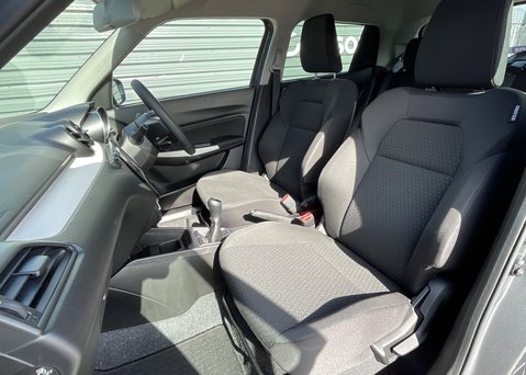 Suzuki Swift SZ-L DUALJET MHEV 15