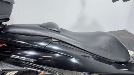 Honda PCX 2011 40K GOOD RUNNING PROJECT BIKE SCOOTER 125CC LEARNER 16