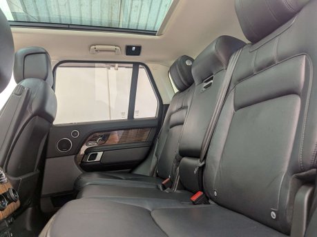 Land Rover Range Rover 3.0 Range Rover Vogue SE SDV6 Auto 4WD 5dr 44