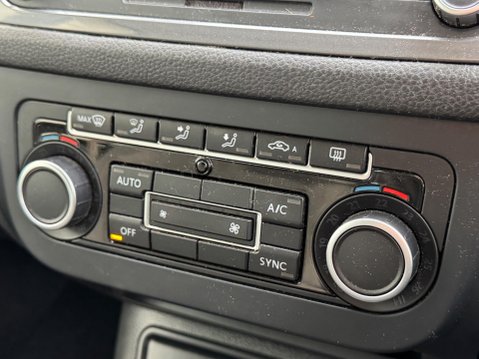 Volkswagen Tiguan 2.0 TDI BlueMotion Tech SE DSG 4WD Euro 5 (s/s) 5dr 16