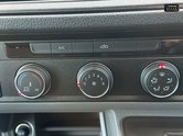MAN TGE AUTO LWB L3H3 High Roof Lion Xs 3.140 Air Con Alloys EURO 6 SELECT 33