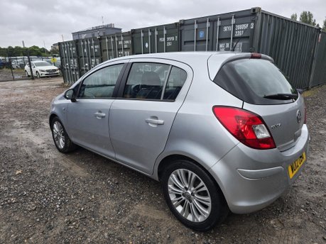Vauxhall Corsa 1.4 16V SE Hatchback 5dr Petrol Auto Euro 5 (100 ps) 4