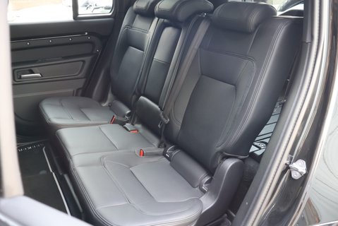 Land Rover Defender 110 2026 D350 HSE GENUINE REAR LAND ROVER SEATS FITTED X DEMO MODEL 10