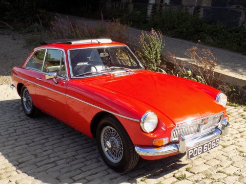 MG B GT 2