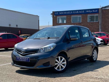 Toyota Yaris 1.0 Yaris TR VVT-i 5dr