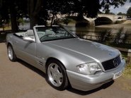 Mercedes-Benz SL Series SL320 57