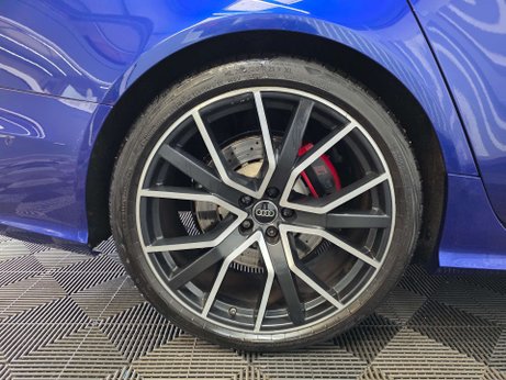 Audi RS6 4.0 TFSI V8 Performance Estate 5dr Petrol Tiptronic quattro Euro 6 (s/s) (6 27