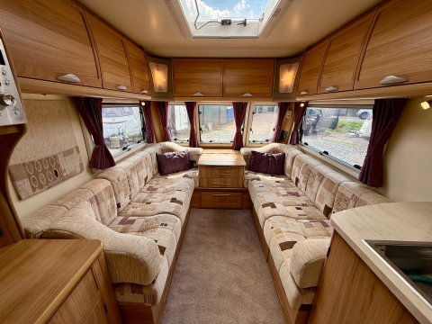 Bailey Unicorn Seville 12