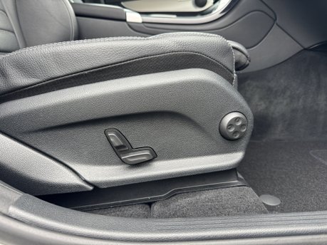 Mercedes-Benz GLC GLC 300 MHEV 4Matic AMG Line Auto Petrol SAT NAV/PARKTRONIC/SIDE STEPS 16