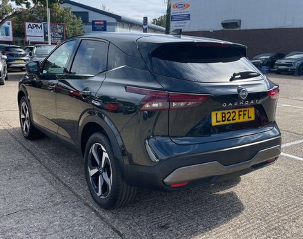 Nissan Qashqai 1.3 Qashqai N-Connecta DiG-T MHEV 5dr 8