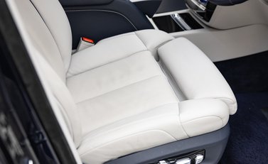 Rolls-Royce Phantom VIII EWB 20