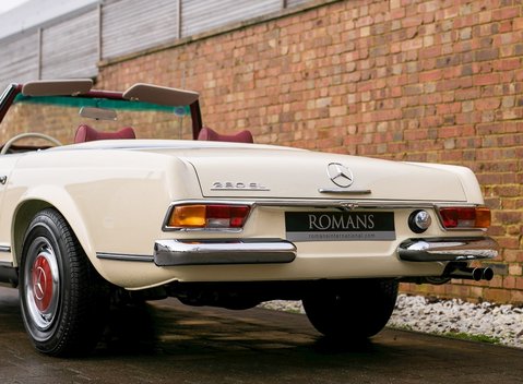 Mercedes-Benz SL Class SL Pagoda 25