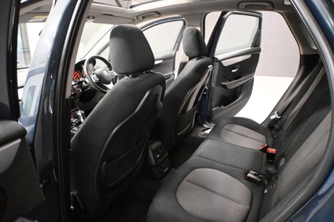 BMW 2 Series 1.5 218i SE Auto 5dr 10