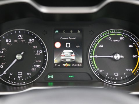 MG ZS 44.5kWh Exclusive Auto 5dr 14