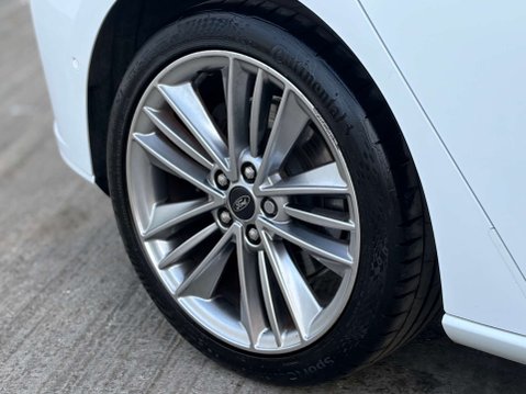 Ford Focus 1.0 Focus Vignale Auto 5dr 7