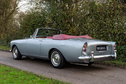 Bentley S2 Continental Drophead 4