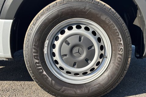 Mercedes-Benz Sprinter 314 Cdi 7G-Tronic Automatic Dropside with Air Con 27