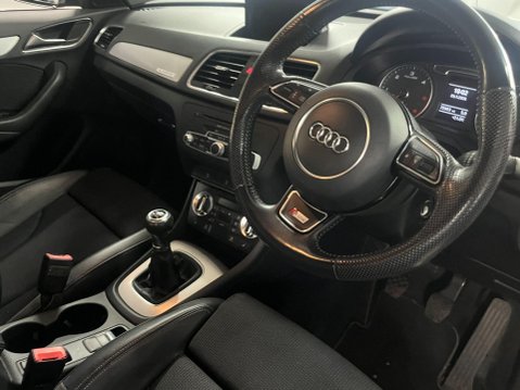 Audi Q3 2.0 TDI S line quattro Euro 5 (s/s) 5dr 22