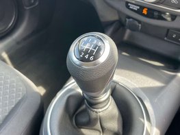 Nissan Juke 1.0 Juke Visia DiG-T 5dr 39