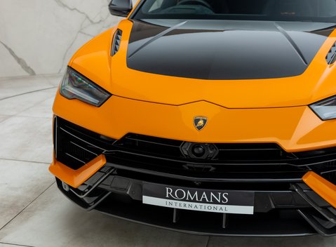 Lamborghini Urus Performante 32