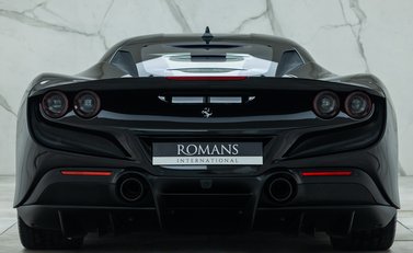 Ferrari F8 Tributo 8